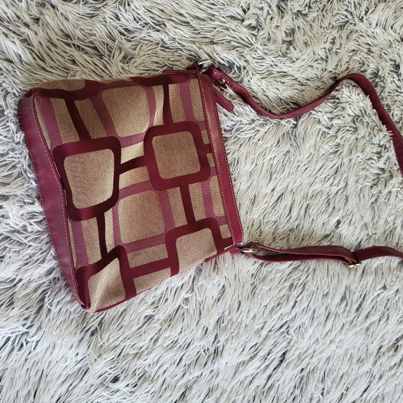 Nine West Handbag - Picture 2 of 12